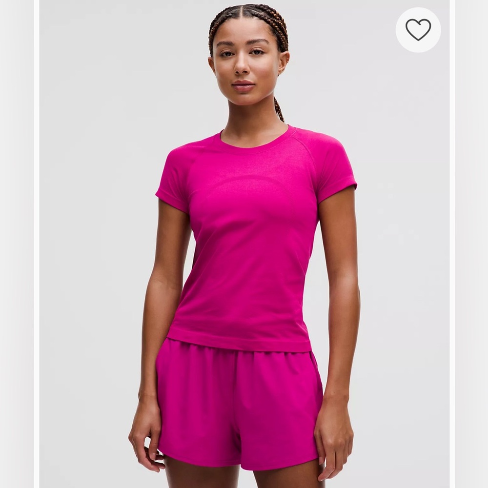 Swiftly Tech Short-Sleeve Shirt 2.0
Waist Length. Raspberry Magenta.  Size 10